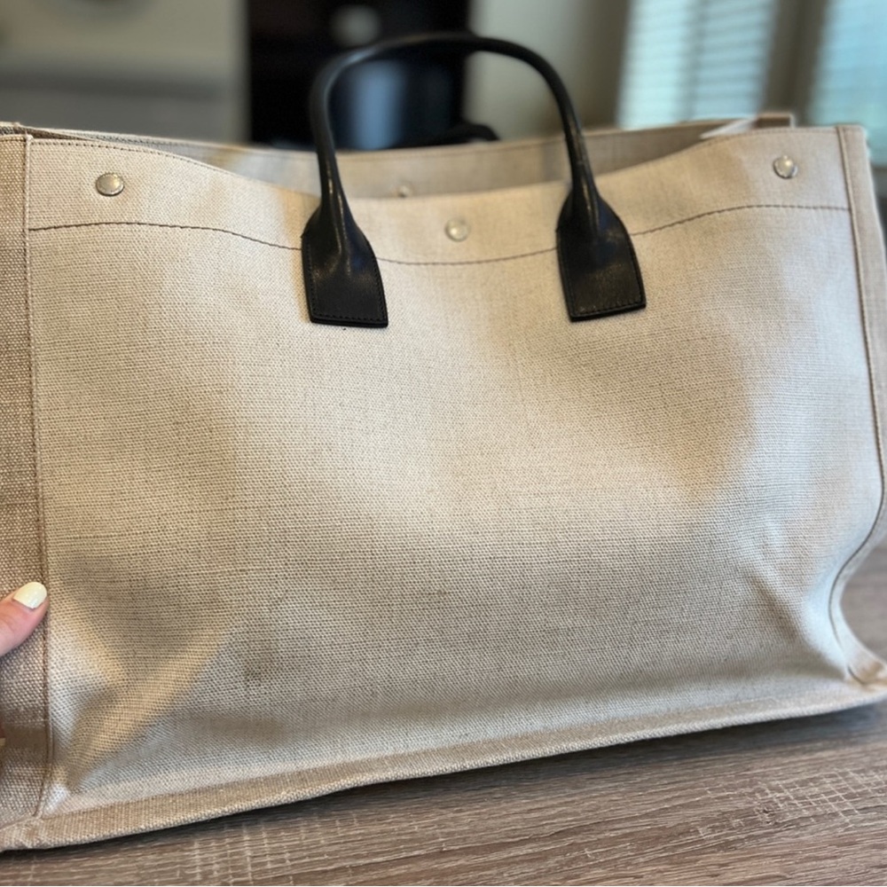 Authentic Saint Laurent tote bag - Picture 4 of 7